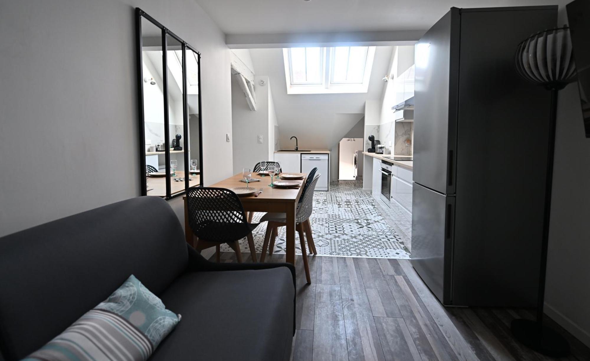 3 Appartements Premium Au Pied De La Cathedrale - Hypercentre Sens Exterior foto