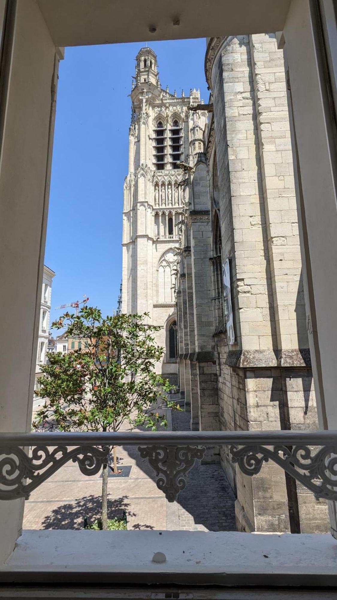 3 Appartements Premium Au Pied De La Cathedrale - Hypercentre Sens Zimmer foto